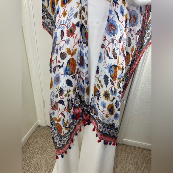 Ruggine Multi Color Bright Floral Lightweight Kimono with Pom Pom Trim. - Picture 7 of 10